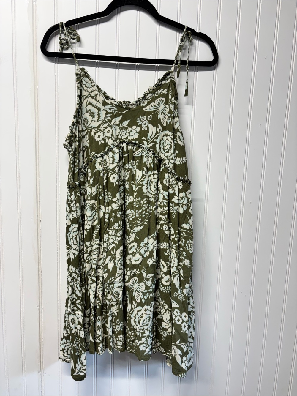 Women’s Patrons Of Peace Spaghetti Strap Floral Dress Size Medium